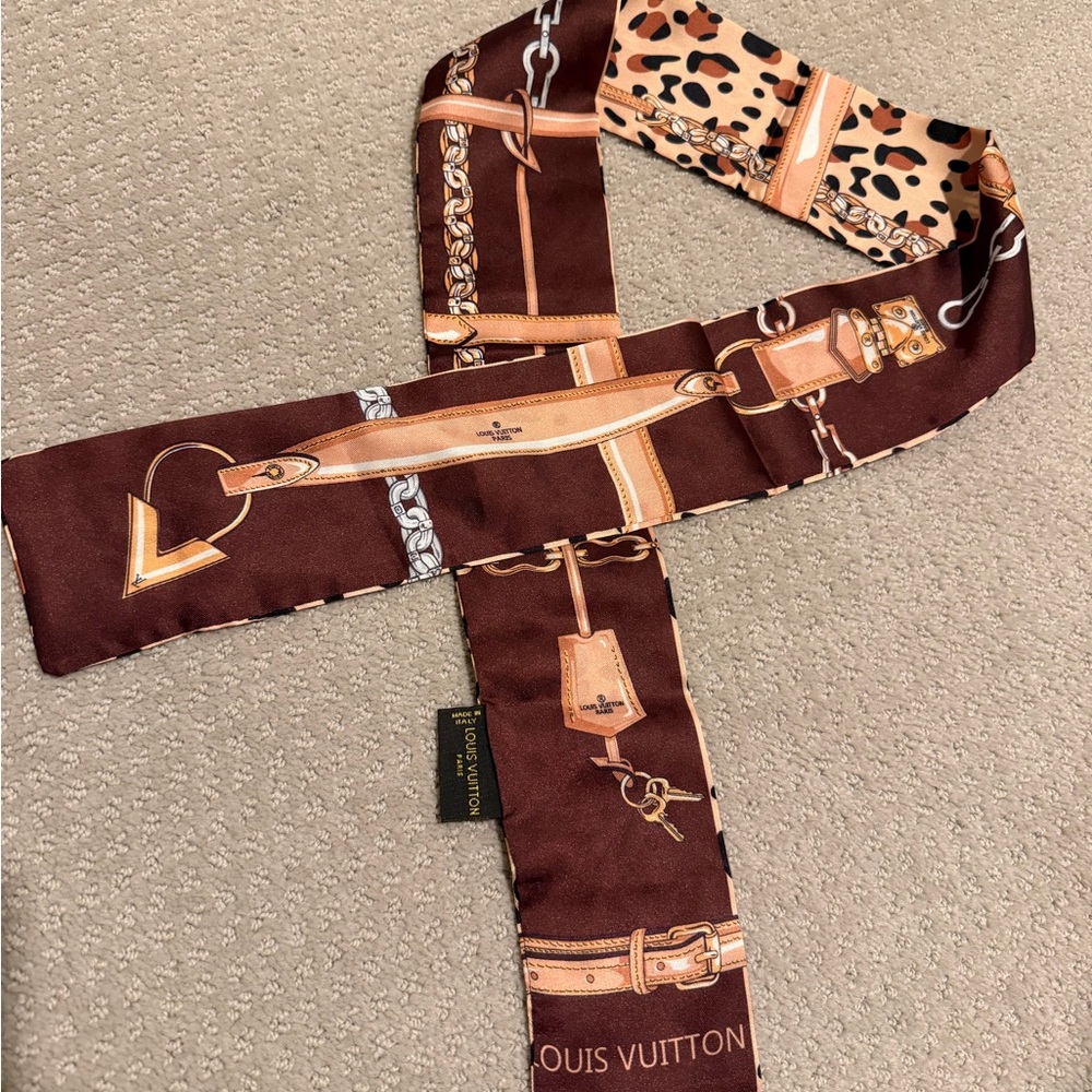 Silk twilly scarf